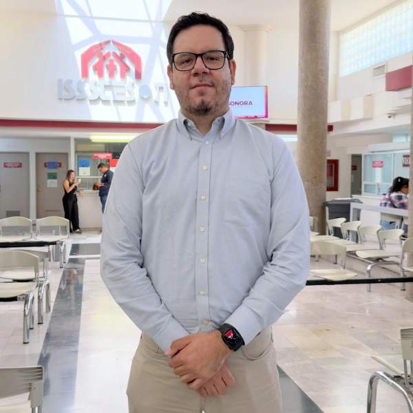 Informa ISSSTESON sobre síntomas y riesgos del lupus